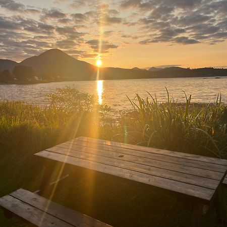 Waterside Cottage By The Sea - Broadford Broadford  Exteriör bild